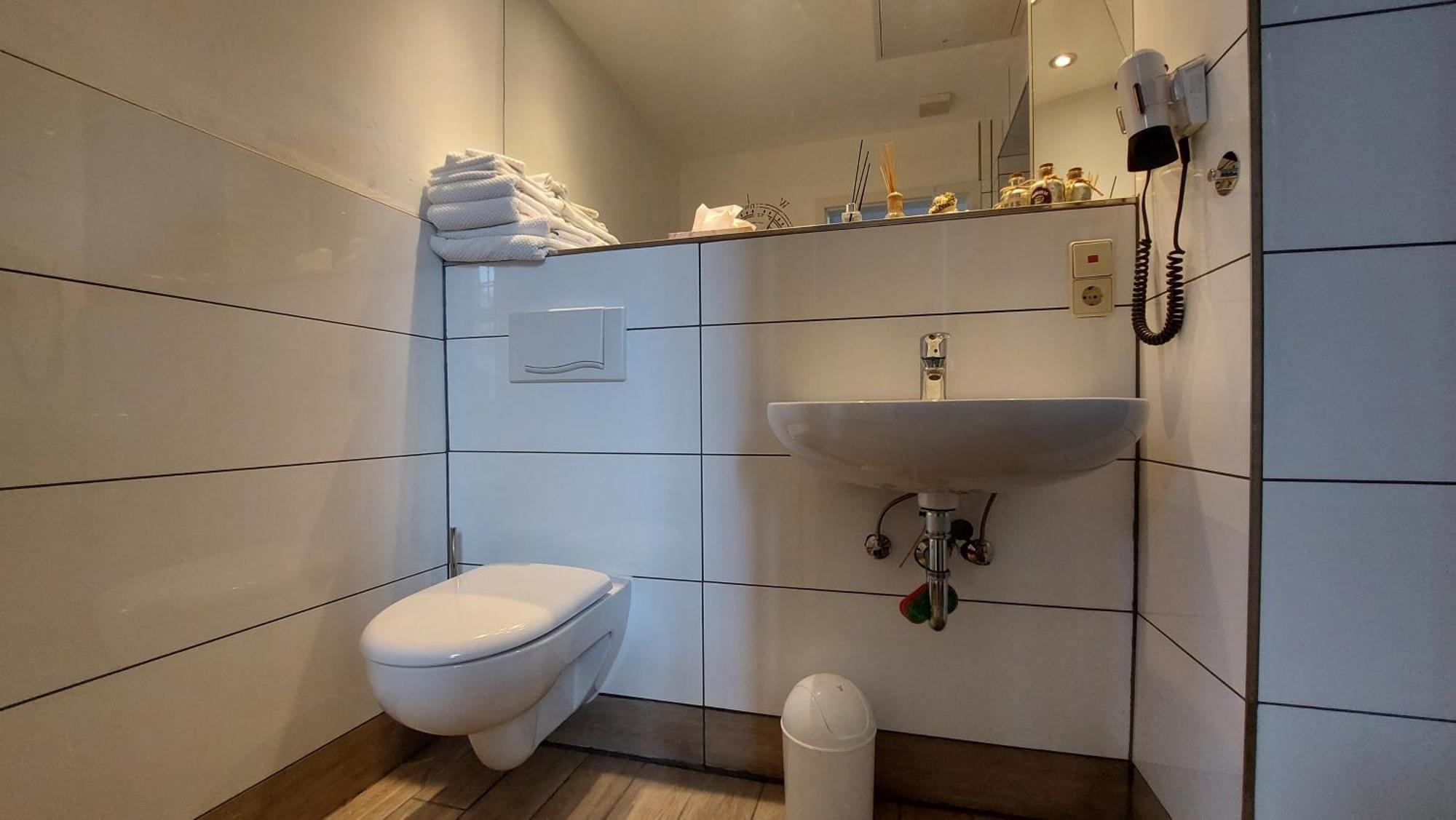 Leipzig Ferienwohnung In Ruhiger Lage Bagian luar foto