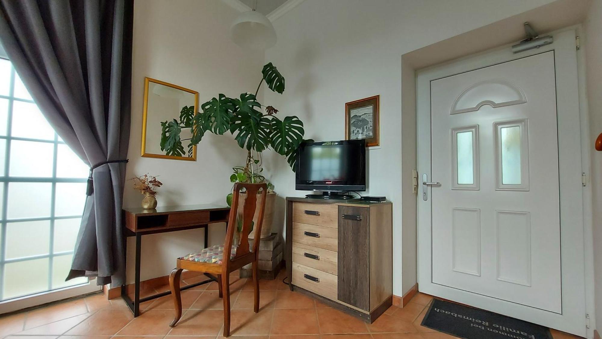 Leipzig Ferienwohnung In Ruhiger Lage Bagian luar foto